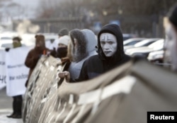 Гражданские активисты добиваются изменения политики по отношению к проблеме СПИД в России. Москва, декабрь 2010 года