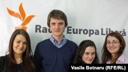 Dimitrița Cauia, Dan Bîlici, Cristina Vornic, Marina Ursachi (studenți la ASEM) 