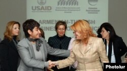 Yerevan forumu, 22 noyabr 2011.