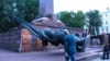 У Чернівцях демонтували пам’ятник червоноармійцю – міська рада