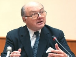 Джек Мэтлок в Москве на презентации его книги "Рейган и Горбачев" в 2005 году