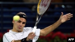Švajcarski teniser Roger Federer, mart 2004. 