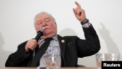 Former Polish President Lech Walesa (file photo)