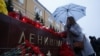 Free Rides, Flowers, Well-Wishes: Russians Seek Solidarity After Subway Blast 