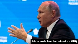 Владимир Путин Москвадагы форумда, 3-октябрь 2018-жыл.