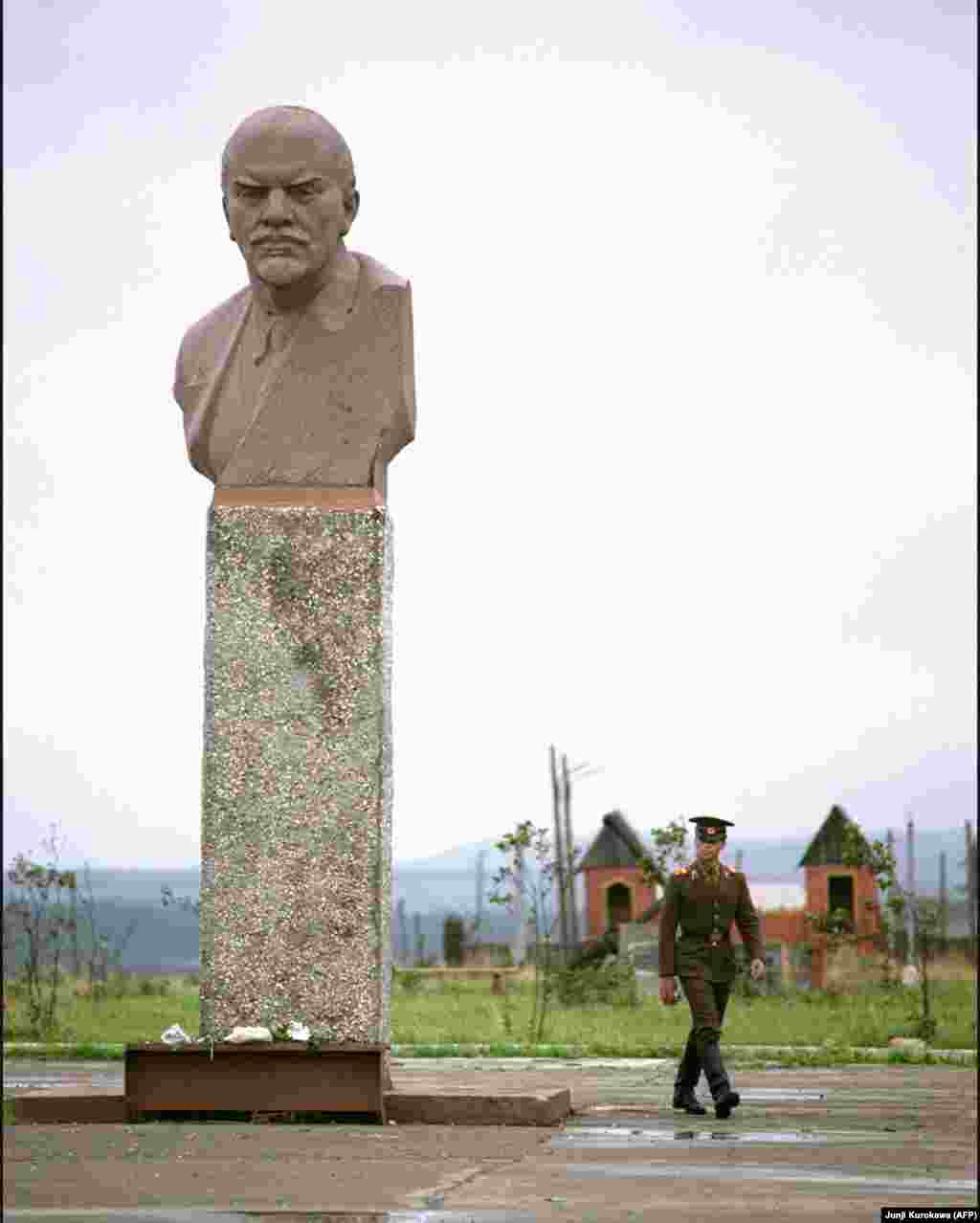 A Soviet soldier on Kunashir Island in 1989. Shortly after the Soviet Union collapsed, Kurile islanders heId a mock referendum on asking Japan to take ownership of the islands. A Russian official on the islands seethed at the memory, "Most of these people are nobody, nothing."