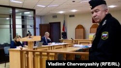 Заседание по делу покойного Сергея Москаленко в Омском областном суде
