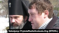 Архиєпископ Климент та Андрій Щекун, Сімферополь, 9 березня 2012 року