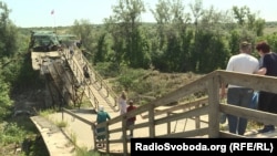 Біля мосту залишаються укріплення бойовиків угруповання «ЛНР»
