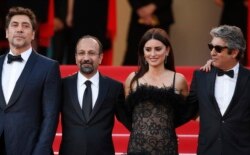 FRANCE -- (L-R) Javier Bardem, Asghar Farhadi, Penelope Cruz and Ricardo Darin arrive for the screening of ?Everybody Knows? (Todos Lo Saben) and the Opening Ceremony of the 71st annual Cannes Film Festival in Cannes, France, 08 May 2018. Presented in com