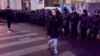 Сотни солдат внутренних войск на Новой площади в Москве