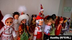 Татарстанда яшәүче халыкларны сурәтләүче күргәзмә, Халыклар дуслыгы йорты, Казан