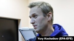 Alexei Navalny məhkəmədə