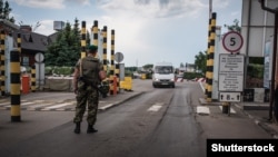 Контрольно-пропускний пункт на кордоні Росія-Україна, Харківська область, 1 червня 2015 року