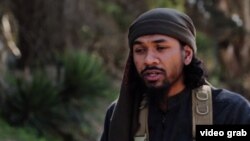 Нейл Пракаш на одному з пропагандистських відео ісламістів