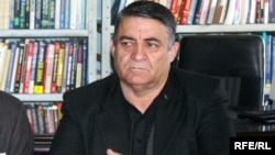 احمد سعیدی، آگاهان سیاسی