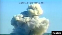 Испытания супербомбы. США, 2003 год.