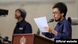 Mohammad Javad Motamedinezhad, Iranian student activist close to Ahmadinejad, lashes out at Iran's judiciary during a meeting with ayatollah Khamenei.