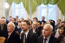 Ніколя Верт, Дідьє Канес і Валерій Садохо (праворуч)