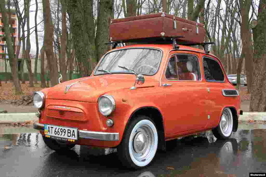In 1961, the Soviets came out with the ZAZ 965, a nearly identical copy of the Fiat, right down to the forward-opening "suicide doors." By the 1960s Soviet designs were becoming more proletarian as an increasing number of ordinary Soviet citizens were able to get their own passenger cars, albeit after a lengthy wait. 