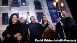 Сторонники Саломе Зурабишвили, Тбилиси, 28 ноября 2018 года.