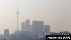 Tehran has suffered from dangerous levels of pollution and smog since mid-November. (file photo)