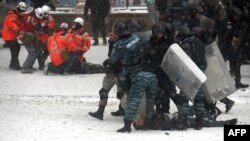 Арест участников демонстрации протеста. Киев, 22 января 2014 года. 