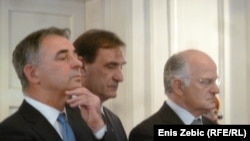 Milorad Pupovac na božićnom domjenku, foto: Enis Zebić