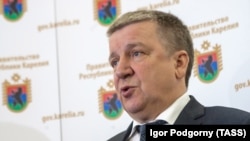 Глава Карелии Александр Худилайнен объявляет о своей досрочной отставке