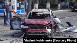 Машина, в которой при взрыве в Киеве 20 июля 2016 года погиб журналист Павел Шеремет