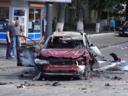 Машина, в которой при взрыве в Киеве 20 июля 2016 года погиб журналист Павел Шеремет