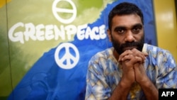 کومی نایدو (Kumi Naidoo)، مدیر اجرایی بین‌المللی گروه صلح سبز.