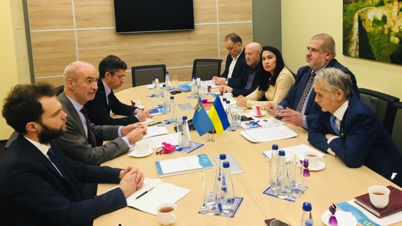 На встрече с послом Франции в Меджлисе обсудили деоккупацию Крыма – Чубаров