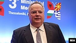 Шефот на грчката дипломатија Никос Коѕијас