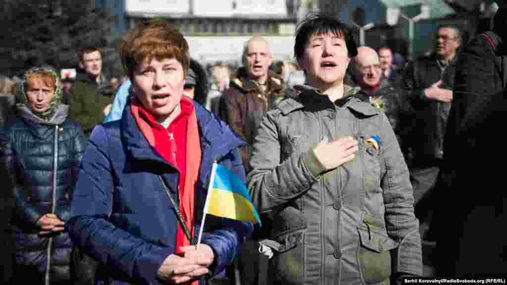 Виконання Гімну України наостанок