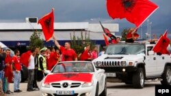Fotografdi arkivi e tifozëve të kombëtares shqiptare në futboll 