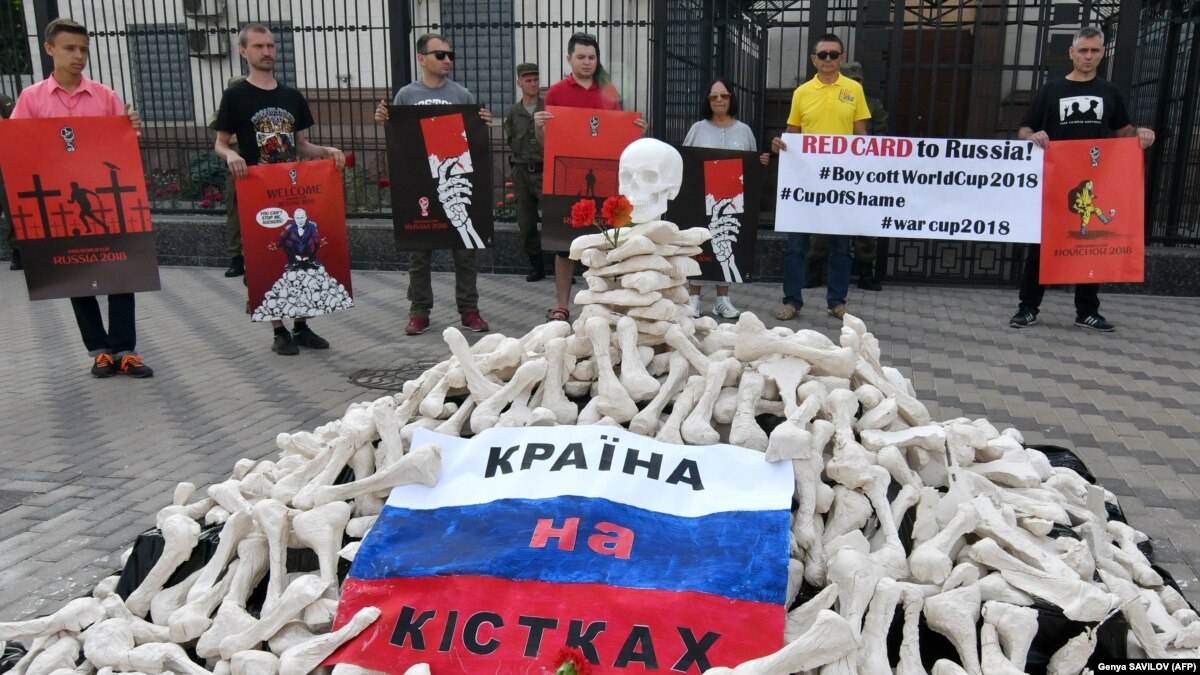 Ukrainian Protesters Call For Boycott Of FIFA World Cup In Russia