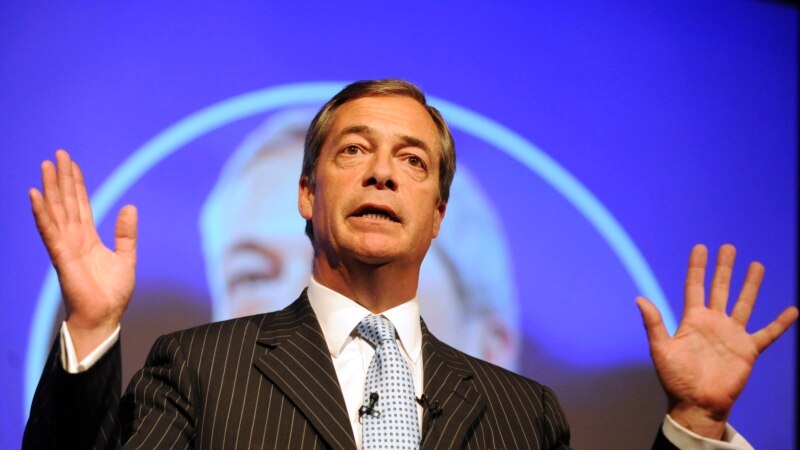Farage traži od Johnsona da odustane od sporazuma o Brexitu 