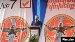 Armenia - President Serzh Sarkisian addresses an election campaign rally in Yerevan, 3May2012.