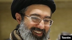 Муҷтабо Хоманаӣ. Акс аз бойгонӣ