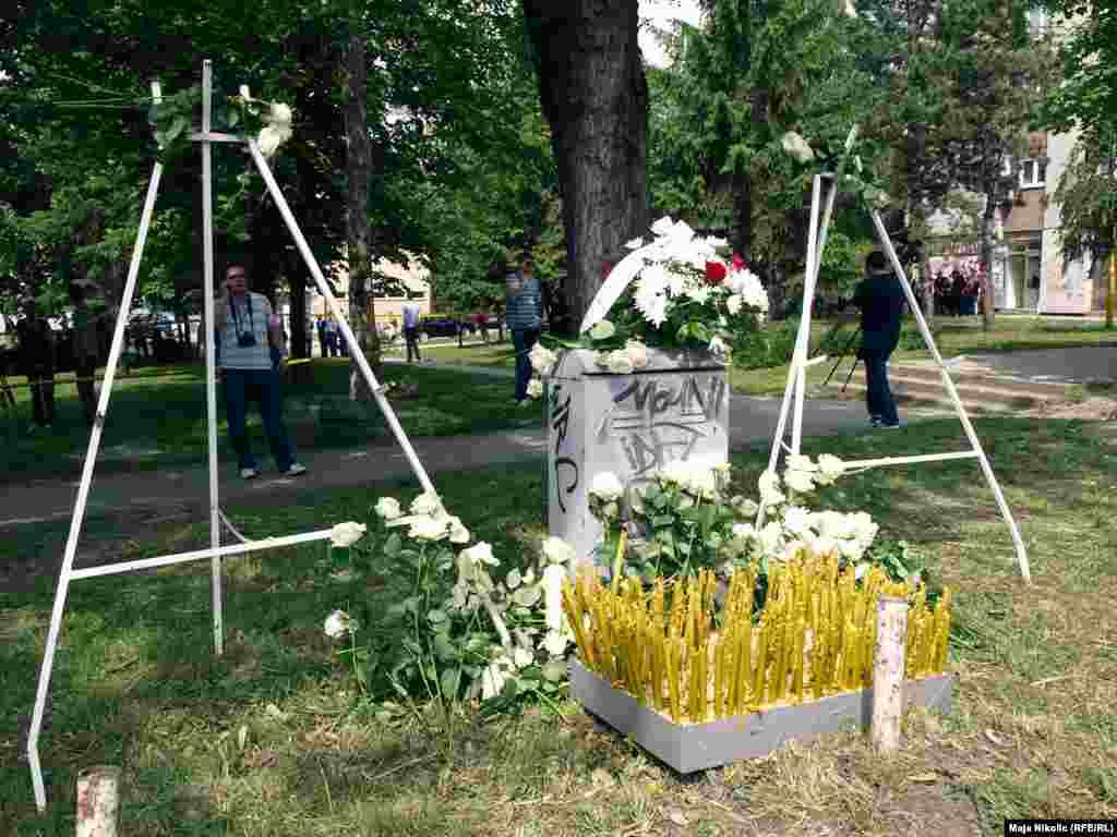 BiH - Obilježena 19. godišnjica od stradanja vojnika JNA, Tuzla, 15.05.2011. Foto: RSE / Maja Nikolić 