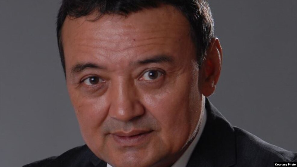 Мұхтар Тінікеев, парламент мәжілісінің өкілетінен айырылған депутаты.