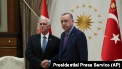 Майк Пенс менен Режеп Тайып Эрдоган. Анкара, 17-октябрь, 2019-жыл. 