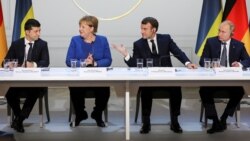 Volodimir Zelenskii împreună cu Angela Merkel, Emmanuel Macron și Vladimir Putin la summitul despre Ucraina in Paris, 9 dedembrie, 2019