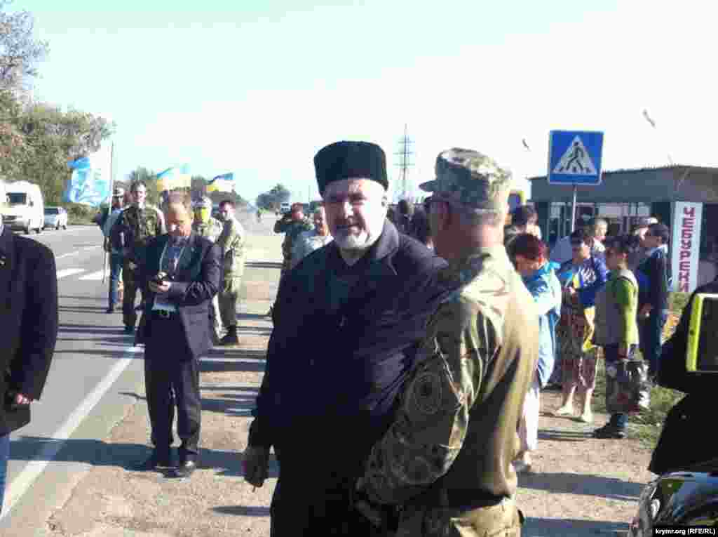 Меджліс кримськотатарського народу оголосив про проведення безстрокової акції з блокування вантажного транспорту, що прямує до Криму