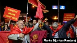Referendum əleyhdarlarının mitinqi