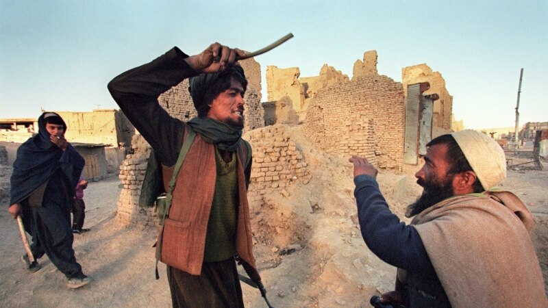 د ملګرو ملتونو د څېړونکو يوه ډوله: طالبان دې په عام محضر کې اعدام او په دُرو وهل بند کړي