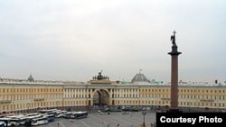 В крыле здания Главного штаба на Дворцовой площади в Петербурге теперь размещена часть экспозиции Государственного Эрмитажа