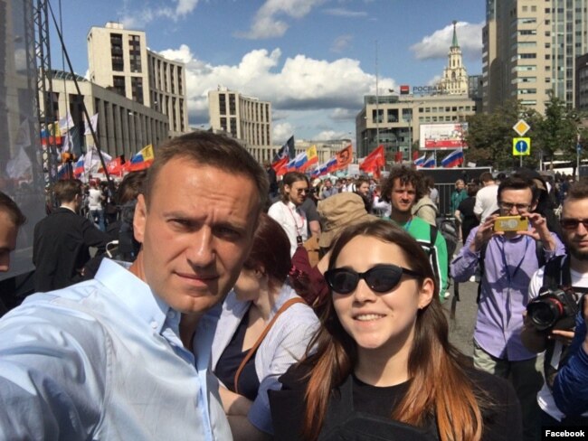 Алексей Навальный и Вера Олейникова