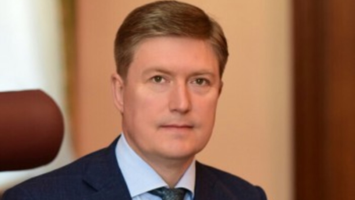 Рустем нигматуллин татарстан. Нигматуллин премьер министр. Рустем нигматуллин татарстан. Первый вице премьер татарстана. Рустем нигматуллин татарстан.